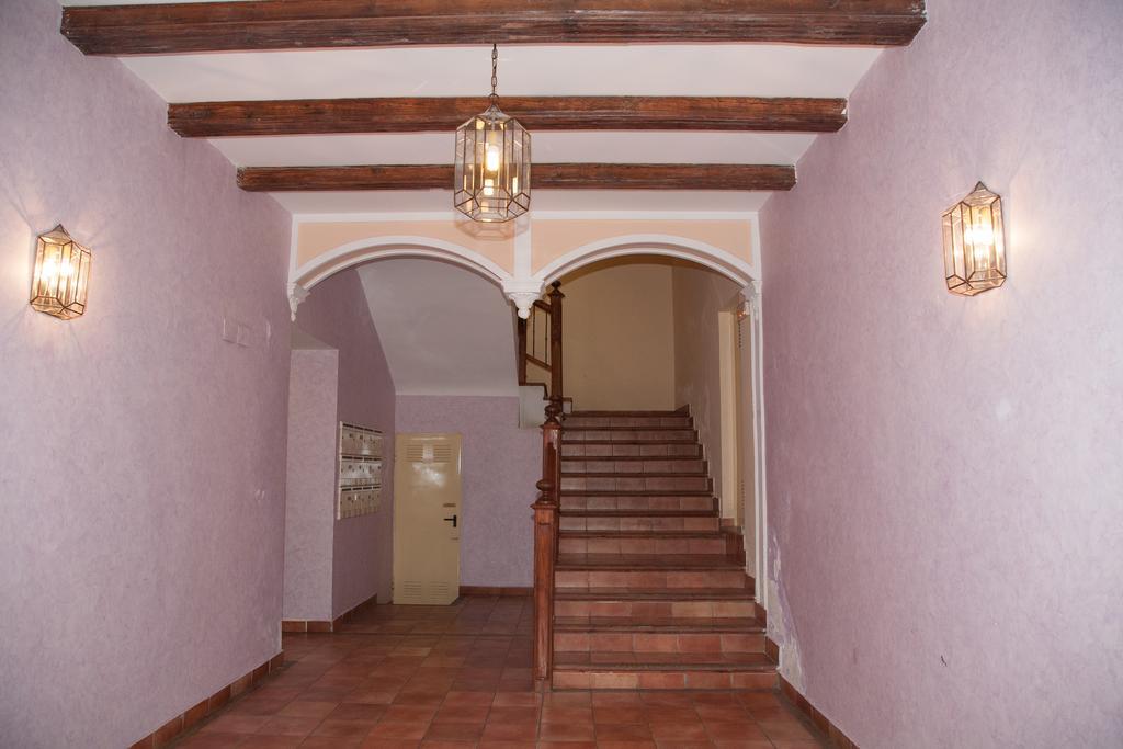 Lucero Dos Catedrales Apartment Zaragoza Exterior photo